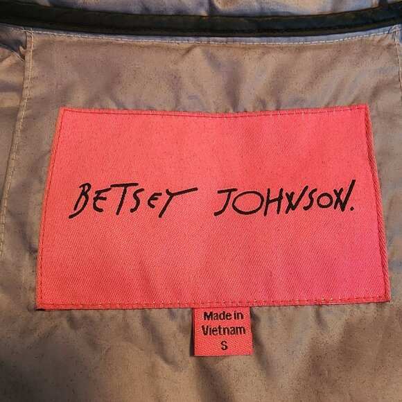 BETSEY JOHNSON Down Puffer - Picture 4 of 7